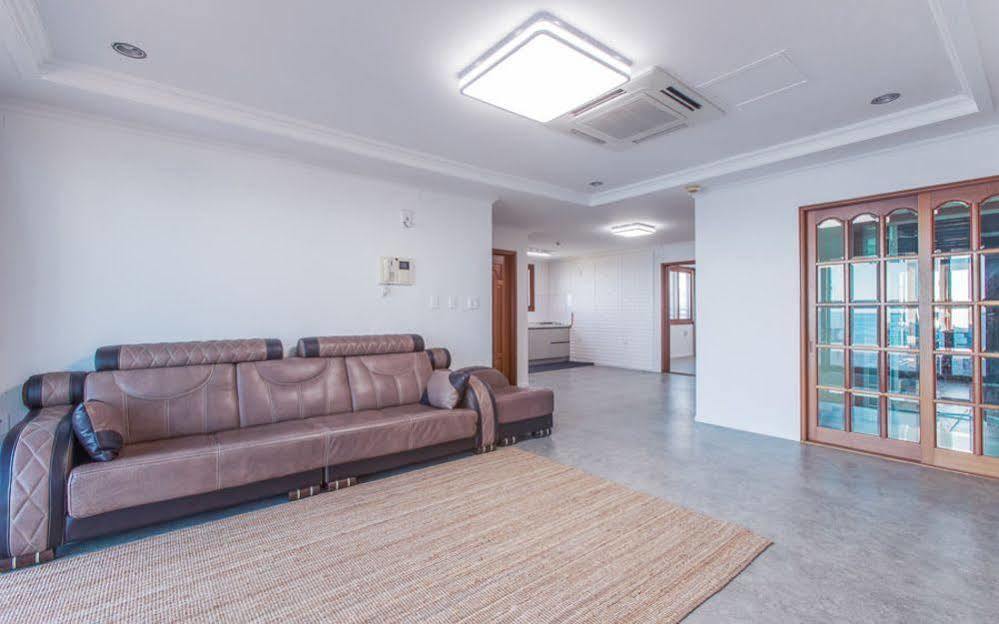 Maniju Pension Togŭnnae Exteriér fotografie